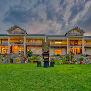 Golden Meadows Hotels & Resorts